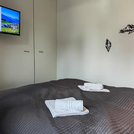 Bergblick I I Laax I I Caumasee *