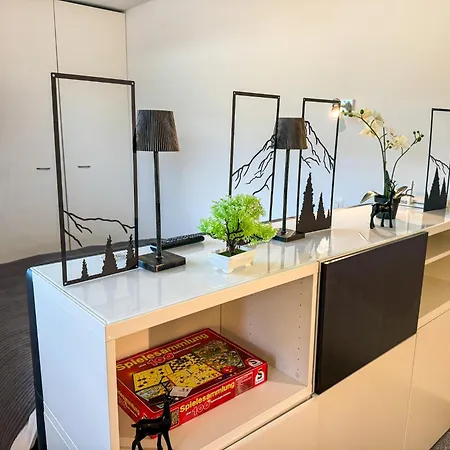 Stylisches Mit Bergblick & Zentral Apartment