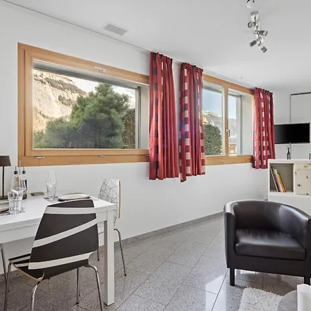 Bergblick I I Laax I I Caumasee Appartement